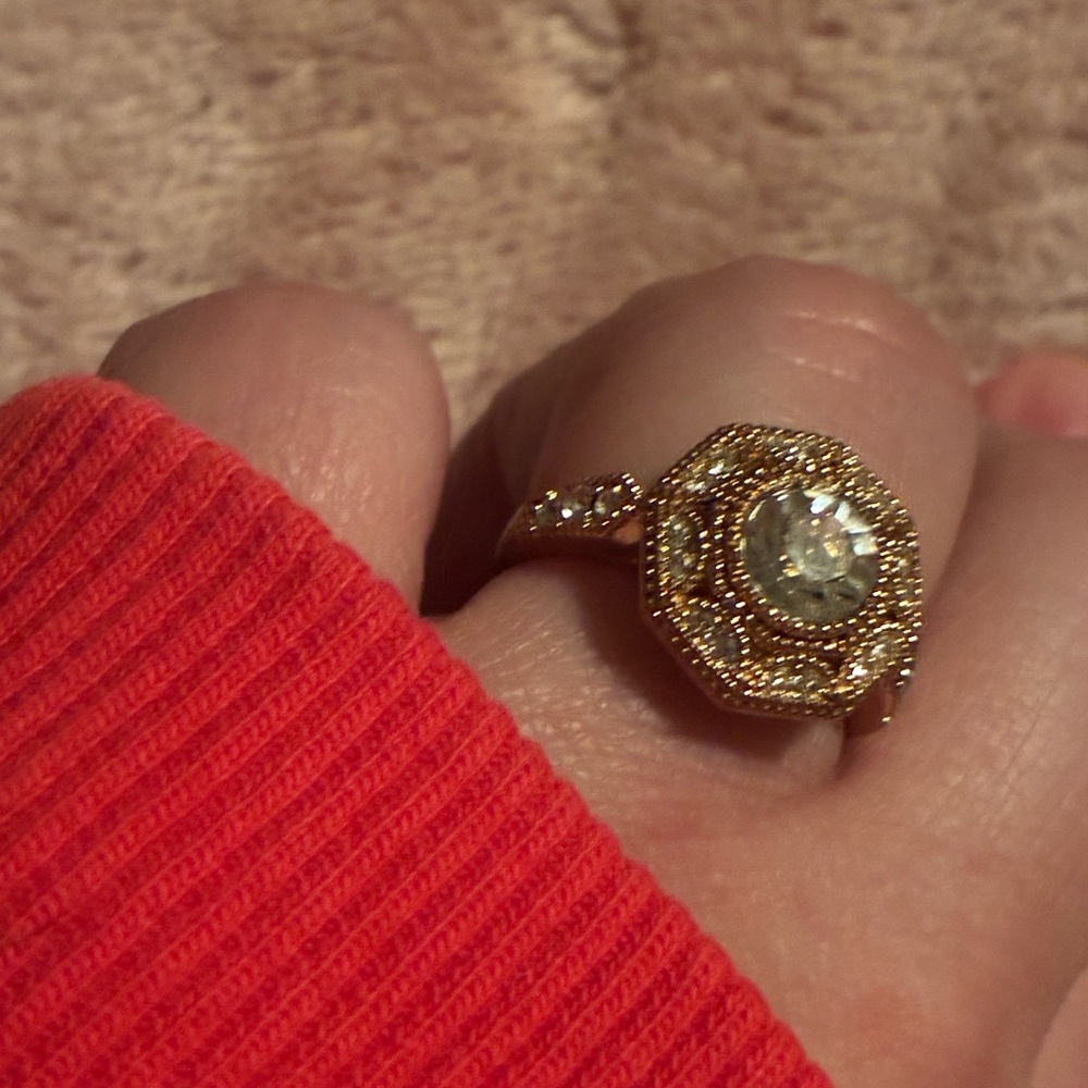 Gold-Tone Ring with Clear Gemstone - Picture 6 of 16
